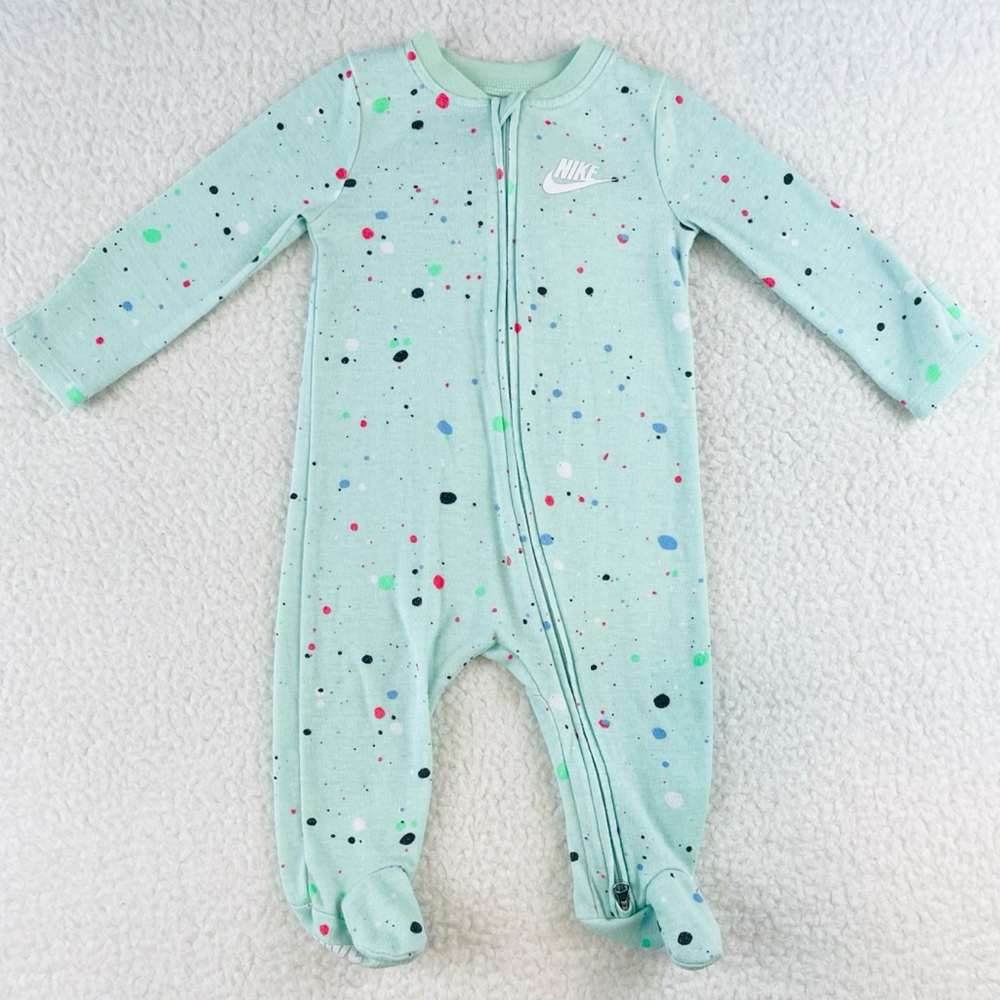 NIKE • Mint/Multi Dotted Sleeper Footie Pajamas, 6M - Picture 15 of 15